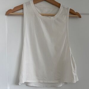 Lululemon Size 6 White Cotton Crop Tank